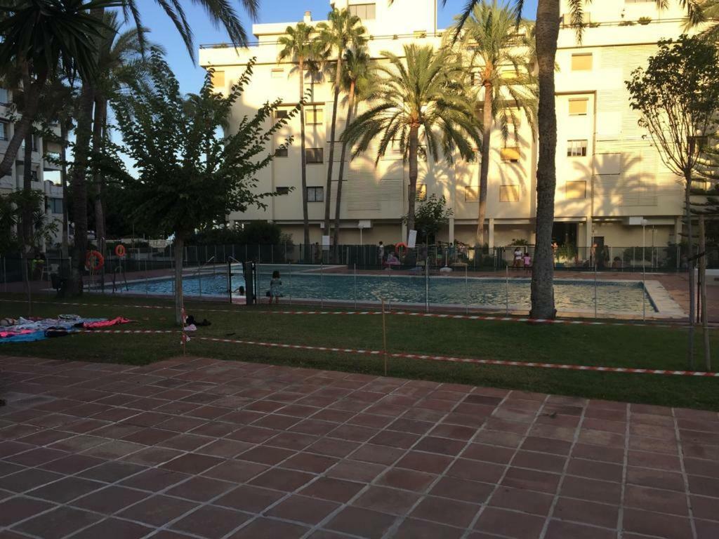 Апартаменты Montemar Puerto Торремолинос Экстерьер фото