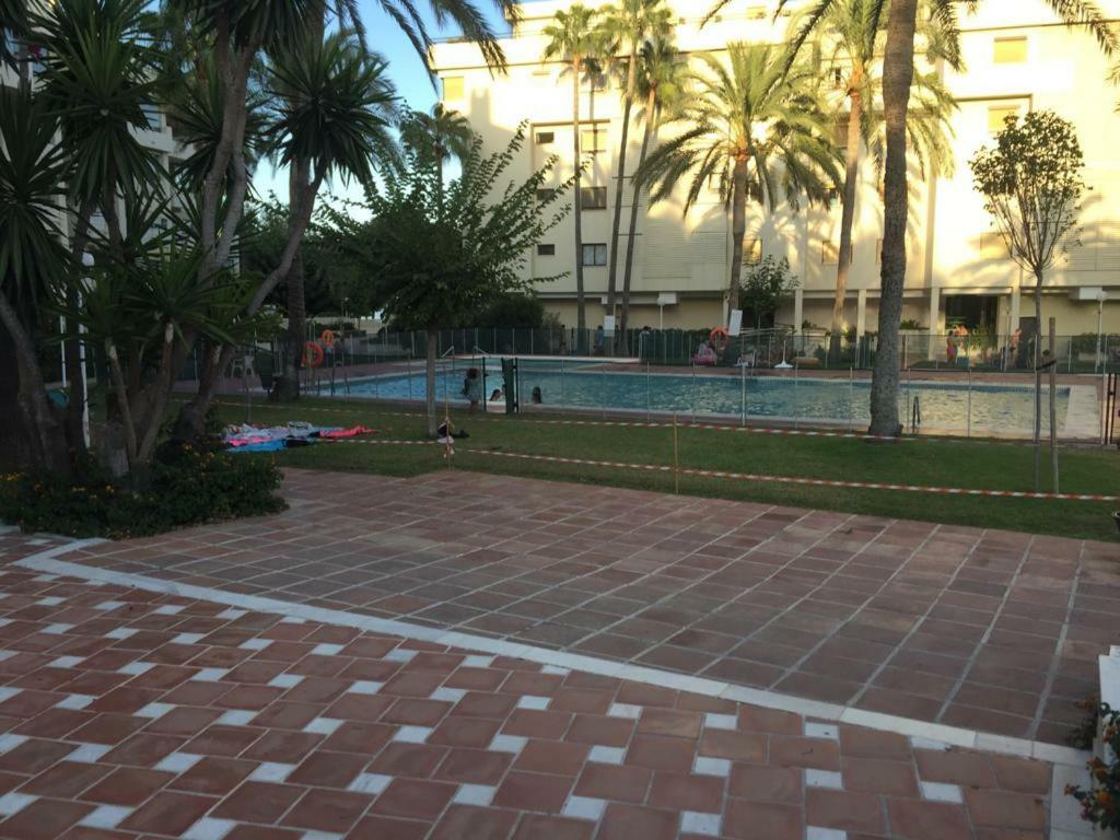 Апартаменты Montemar Puerto Торремолинос Экстерьер фото